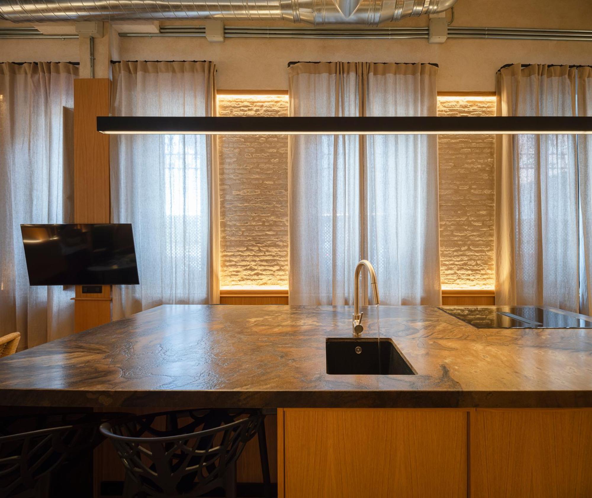 Center - Avenue Luxury - Private Free Parking Appartement