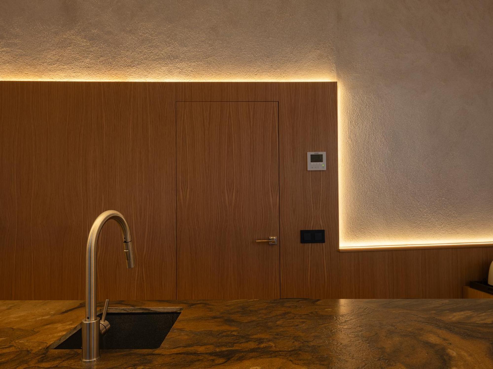 Center - Avenue Luxury - Private Free Parking Appartement *